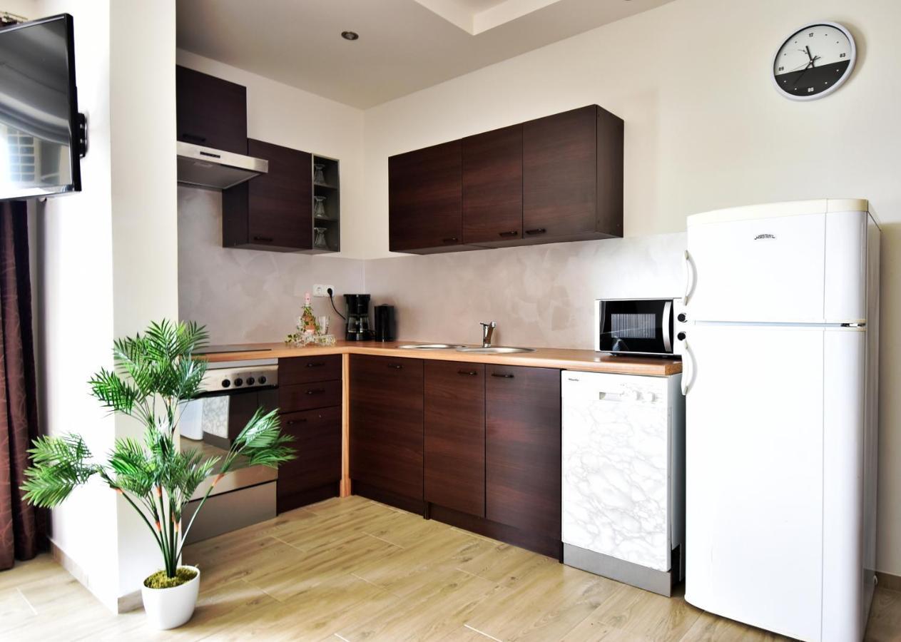 Apartmani Solis Vir Eksteriør billede